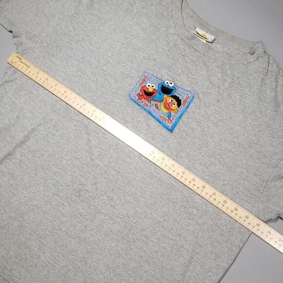 Vintage Sesame Street Elmo Cookie Monster Ernie embroidered T Shirt Mens XL - Picture 6 of 7
